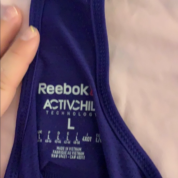 Workout top - Picture 3 of 3